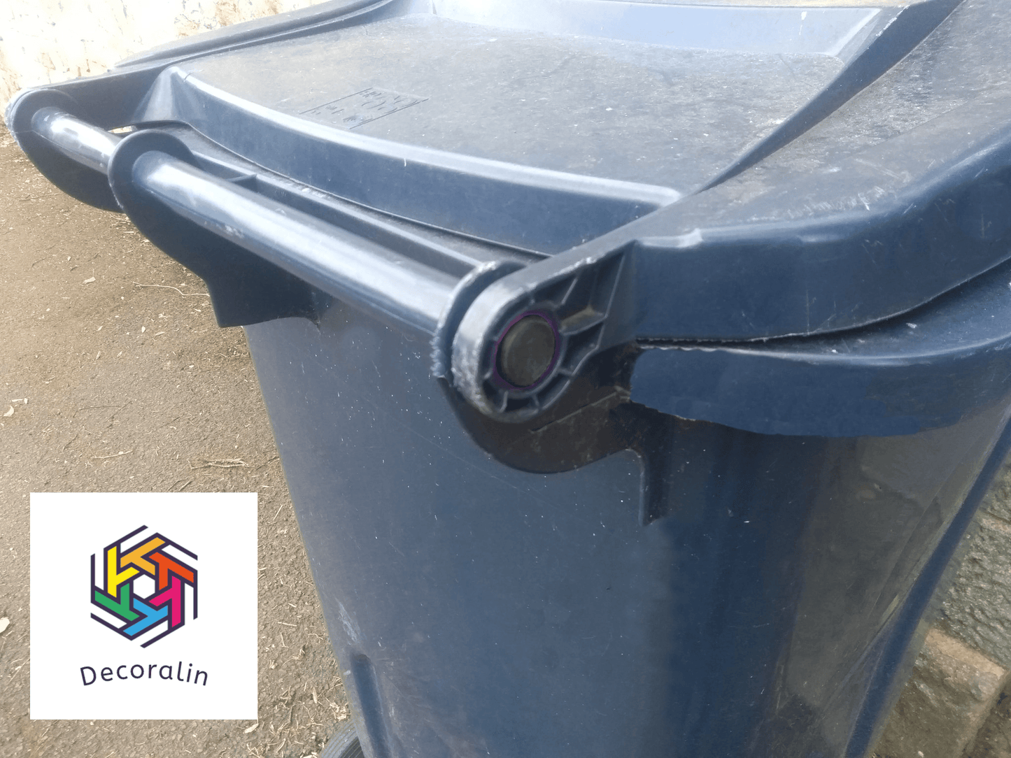 UK Wheelie Bin Lid Hinge Pin Plastic Plug (50mm x 15mm) Set of 2 - Decoralin