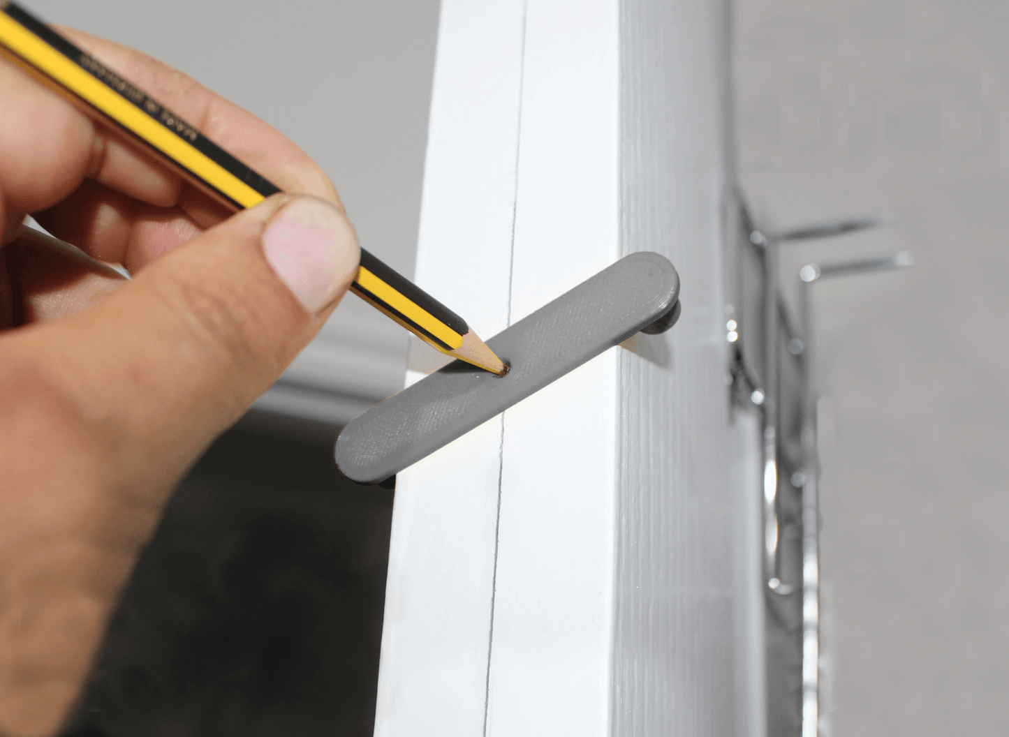 Door Jig Marking Template for a 45mm or 57mm Door Latch, Spindle and Handles Plus Door Edge Centre Finder Pencil and Sharpener - Decoralin