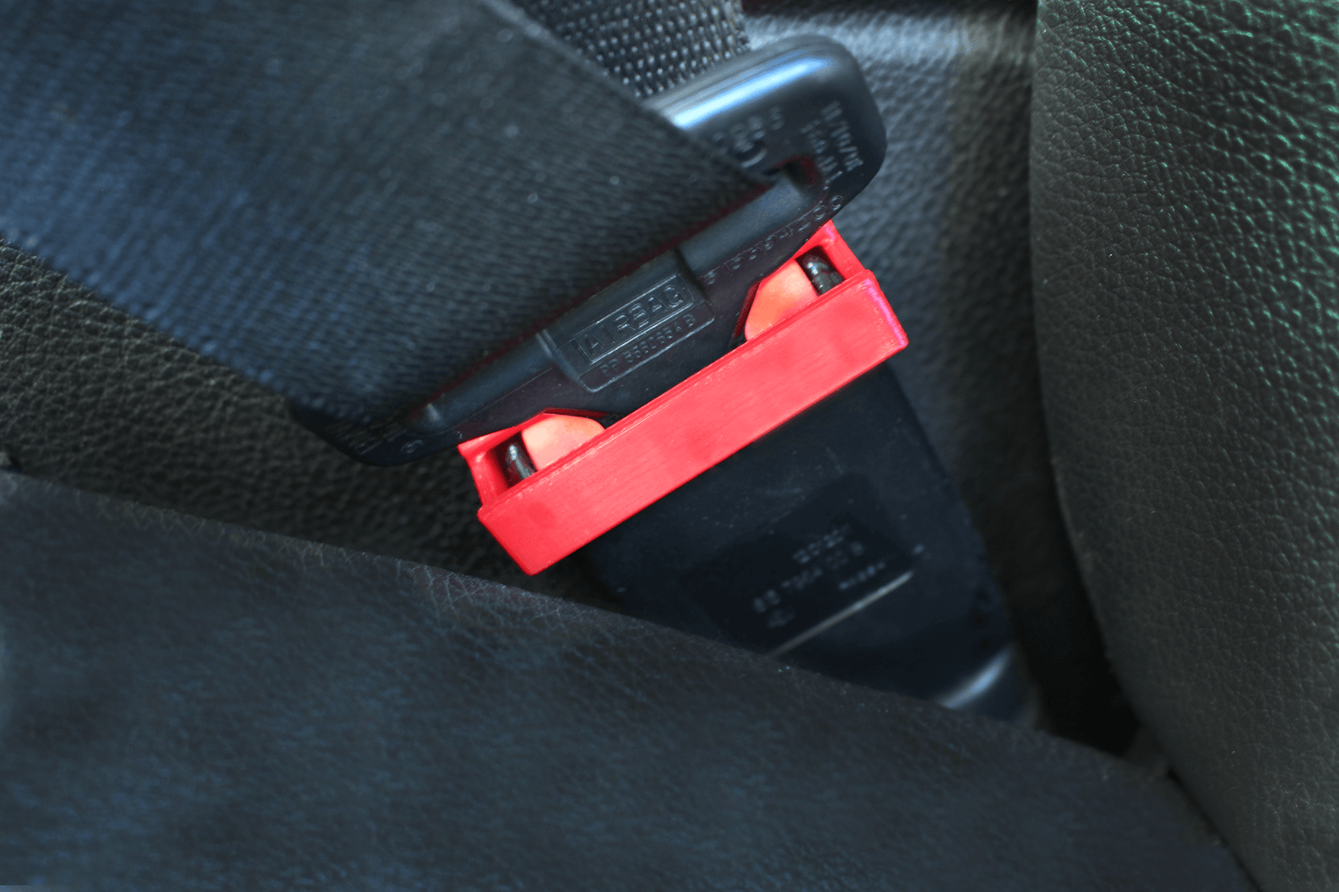 Car Belt Lock Buckle Guard Prevent Children And kids Opening The Seatbelt Securing the Car Seatbelt Lock